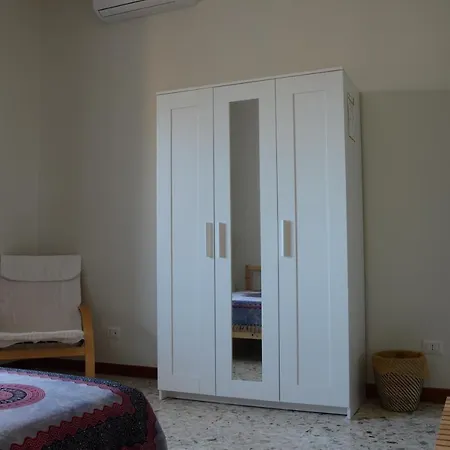 ベッド・アンド・ブレックファスト Chez Gle バーリ